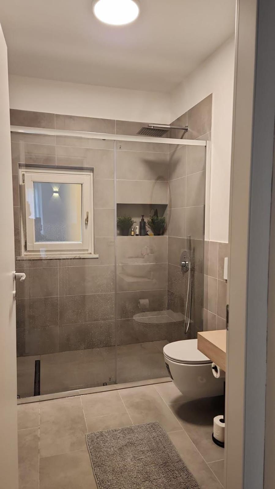 I Marmi New Royal Design Apartment 利沃诺 外观 照片